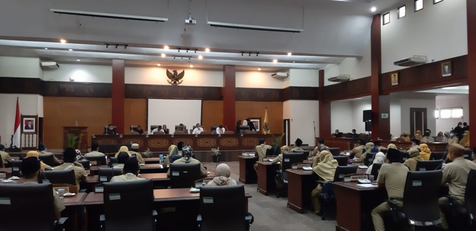 Lolos Passing Grade Tetapi tidak Mendapat Formasi, Puluhan Guru PAI Datangi DPRD