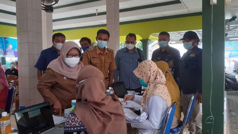 NIK Eror, Warga di Wilayah Ini Tetap Dapatkan Vaksin