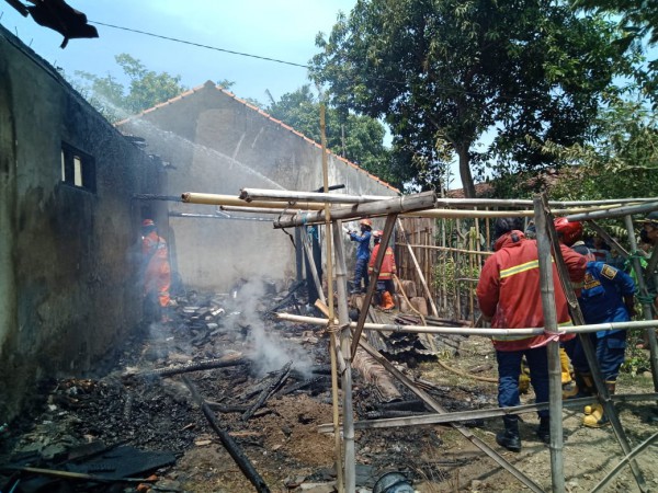 Kembali, Kebakaran Terjadi di Brebes Akibat Tungku Kayu yang Lupa Dimatikan