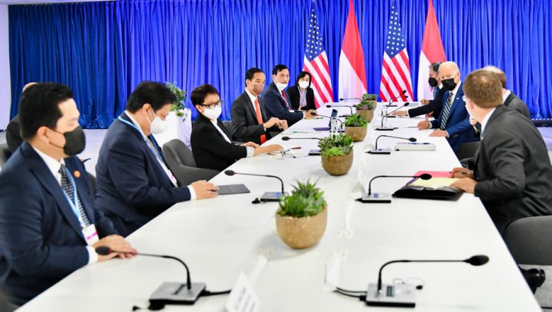 Bahas Geopolitik Indo Pacific, Menko Airlangga Dampingi Presiden Jokowi Temui Joe Biden