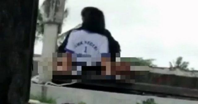 Sedang Wikwik di Area Terbuka, Dua Pelajar Tak Sadar Direkam, Salah Satunya Berseragam SMK 1 Tampaksiring