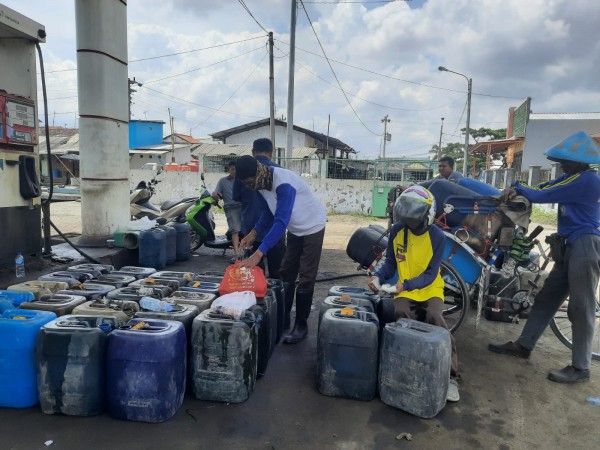 Harga Solar Nonsubsidi Naik Hingga Rp11 Ribu per Liter, Nelayan Batal Melaut