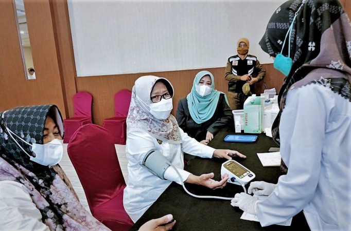 Puskesmas di Seluruh Kabupaten Tegal Wajib Suntik Vaksin 700 Dosis