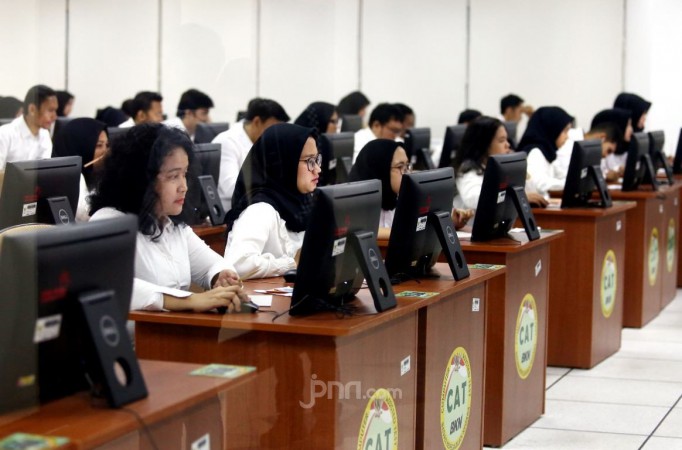 Sembilan Titik Kecurangan Tes CPNS Terbongkar, Seleksi Kompetensi Bidang Harus Ditunda