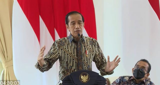 Usai MK Nyatakan UU Cipta Kerja Cacat, Presiden Jokowi Harusnya Minta Maaf