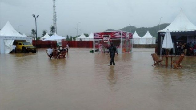 Sirkuit Mandalika Dikritik Lebih Pantas Jadi Arena Bermain Air, Luhut: Ini Sirkuit Standar Kelas Dunia