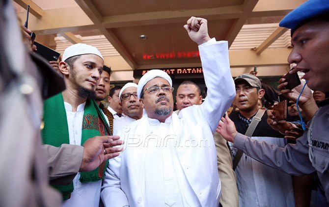 Vonis Habib Rizieq soal Kabar Bohong Tes Swab di RS Ummi Bogor Dikurangi Dua Tahun