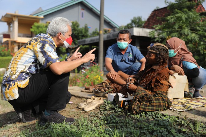 Cara Adi Sinau Hurip Memanusiakan ODGJ, Ganjar: Ini Hebat Sekali, Tidak Banyak Orang yang Peduli