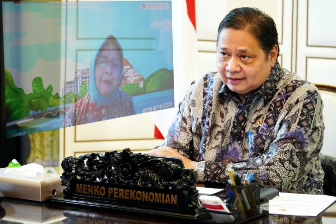 Demi Pengembangan, Menteri Airlangga Hartarto Meluncurkan Buku Pembiayaan UMKM