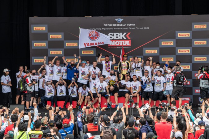 Toprak Razgatlolu Raih Gelar Juara Dunia World Superbike 2021 di Indonesia