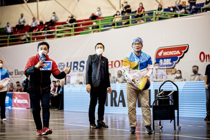 Sebelum Final Honda DBL Seri Jabar, Ridwan Kamil Sukses Cetak 3 Poin