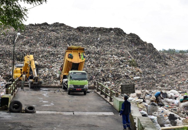 Program Bank Sampah Belum Menjadi Solusi, TPA Penujah Kian Menggunung