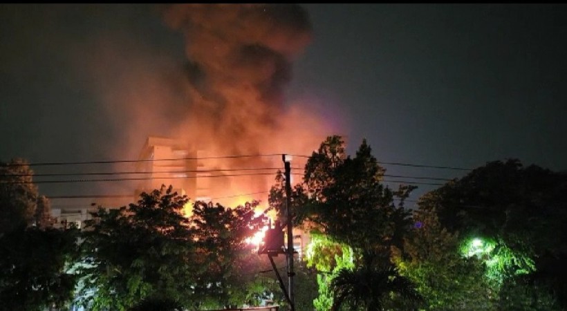 RSUP dr Kariadi Semarang Kebakaran, Saksi Mata Awalnya Hirup Bau Tak Sedap