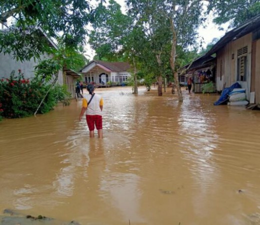 Banjir Rendam Calon Ibu Kota Negara Baru, PKS: Mending Tangani Penurunan Tanah di Pantura