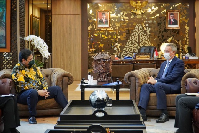 Menko Airlangga Tegaskan Komitmen Indonesia pada Dubes Uni Eropa (UE)
