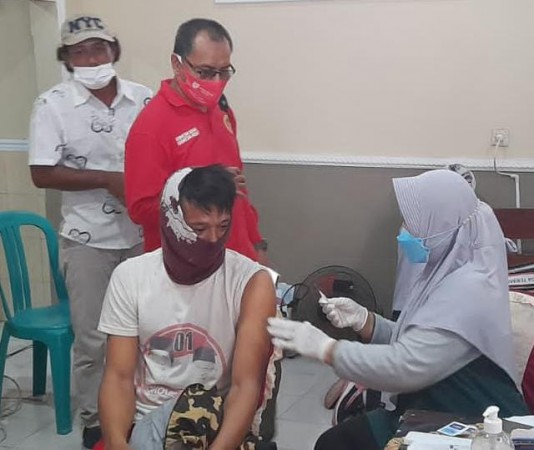 Cegah Varian Omicron, Vaksinasi di Kabupaten Tegal Dilakukan Door to Door