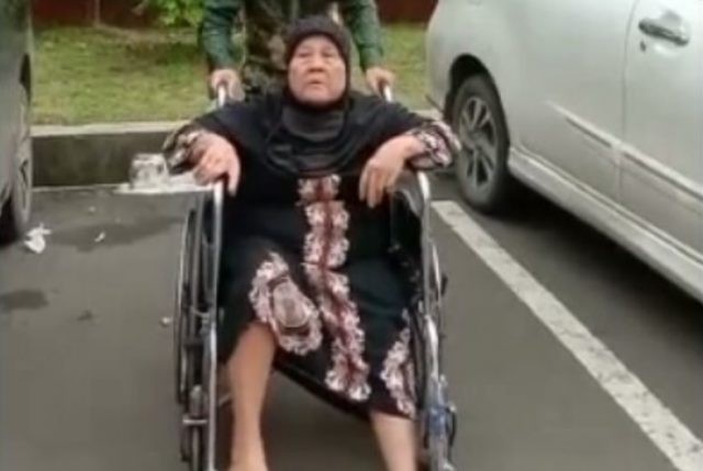 Lima Orang Anak Polisikan Ibu Kandungnya yang Berusia 72 Tahun karena Belum Bagi Warisannya