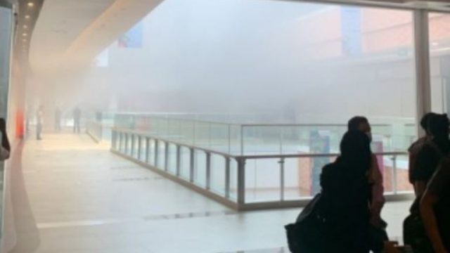 Mall AEON Terbakar, Pengunjung Panik Berhamburan Keluar