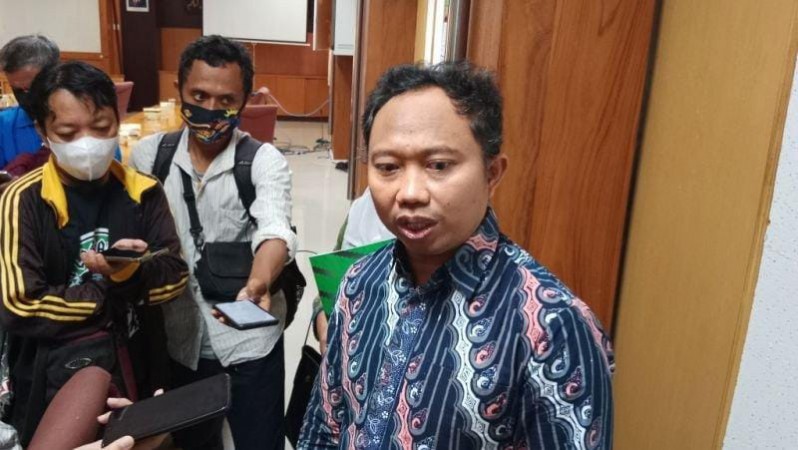 Minta Proses Hukum Penendang Sesajen di Semeru Disetop, Rektor UIN: Tidak Adil