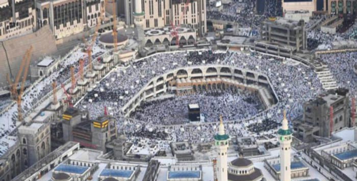 Belum Lama Dibuka, Kemenag Hentikan Sementara Penerbangan Umrah Mulai 15 Januari