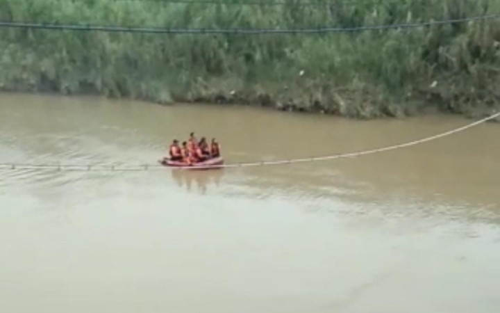 Diduga Tidak Bisa Berenang, Warga Prapag Kidul-Losari Tenggelam di Sungai Cisanggarung