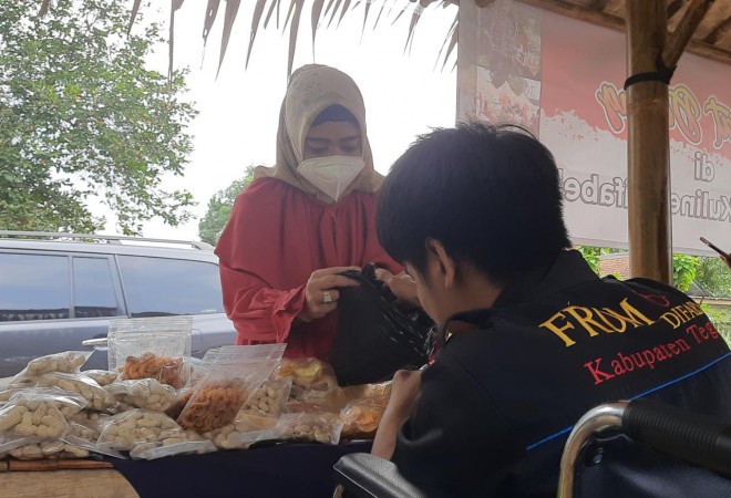 Berkat Bantuan Aspirasi Dewi Aryani, Kini Difabel di Kabupaten Tegal Punya Usaha Kuliner