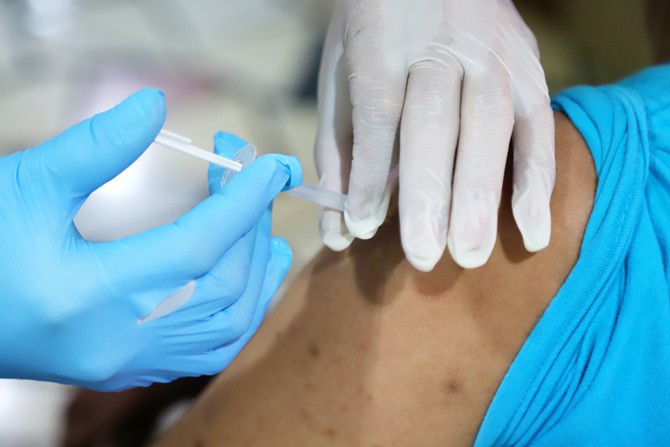 Vaksin Booster yang Akan Digunakan Pemerintah Diminta Bersertifikat Halal