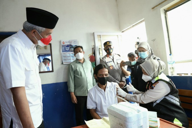 Realisasi Vaksinasi Covid-19 Masih Rendah, Kabupaten Pemalang Disentil Gubernur Ganjar