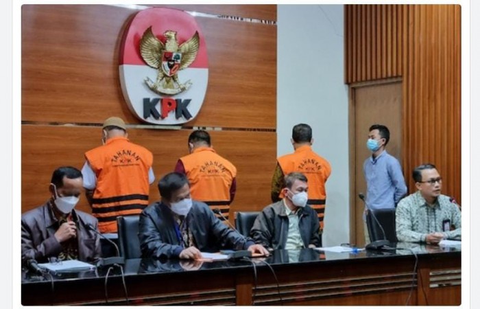 Konferensi Pers KPK Terkait OTT PN Surabaya Diinterupsi Tersangka, Itong Isnaini: Omong Kosong!