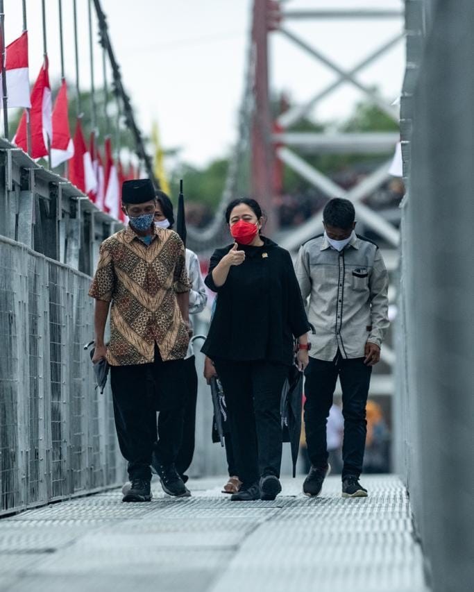 Resmikan Jembatan Desa di Klaten, Puan: Tak Boleh Ada Wilayah di Indonesia yang Terisolasi