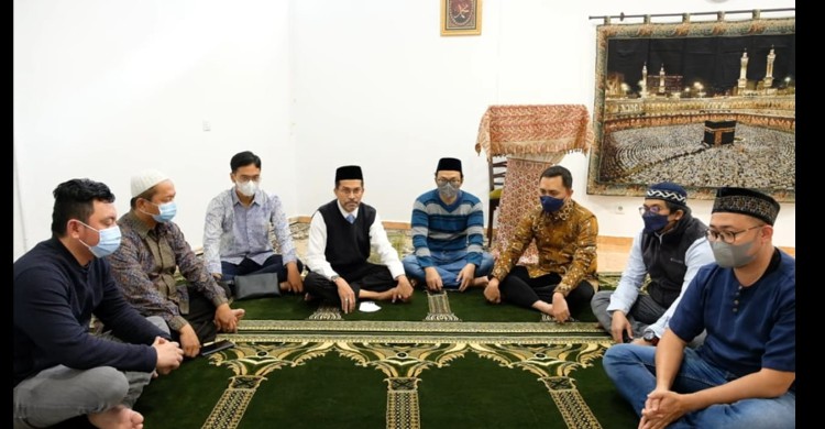 Salat Jumat Mulai Dilakukan Virtual untuk Cegah Penularan Omicron, Dubes: Ijtihad Kecil-kecilan