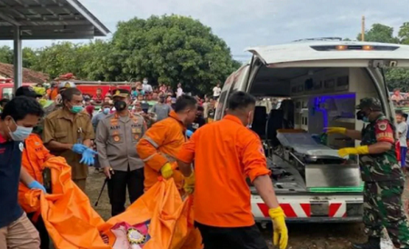 Gara-gara Kipas Angin, 8 Santri Tewas usai Pondok Pesantrennya Terbakar