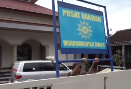 Plang Muhammadiyah di Banyuwangi Dicopot Paksa, Warganet: Selamatkan Muhammadiyah