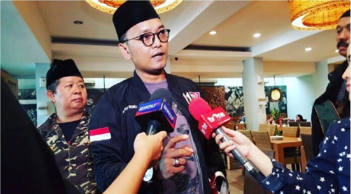 Guntur Romli Bilang Tak Perlu Pengeras Suara, Haris KNPI: Jangan Asal Nyeplos!