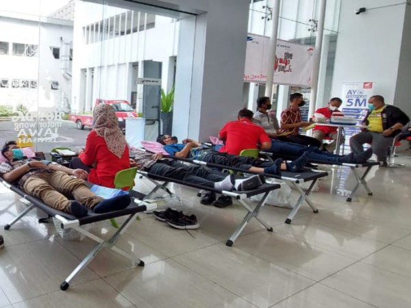 Peduli Sesama, Astra Motor Jateng Laksanakan Donor Darah