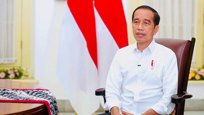 Dari Medan, Luhut dan Airlangga Diminta Presiden Jokowi Segera Evaluasi PPKM