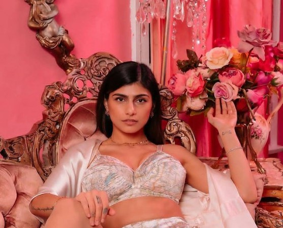 Mantan Bintang Porno Mia Khalifa Kirim Pesan untuk Para Gadis, Isinya Tak Terduga