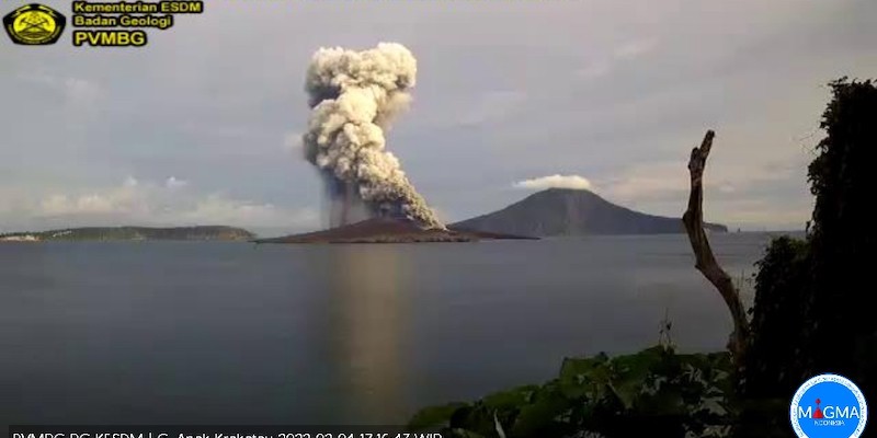 Sempat Heboh, Video Erupsi Anak Krakatau di Medsos Bukan Kejadian Dua Hari Lalu