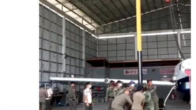 Susi Air Trending di Twitter! Buntut Pesawat Susi Pudjiastuti Diusir dari Hangar Malinau