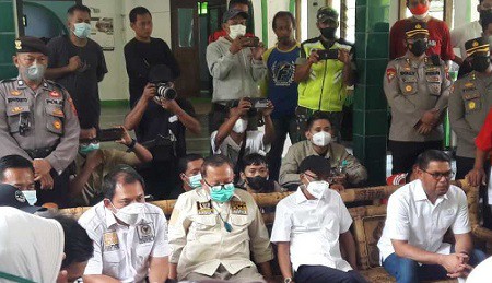 Dicroscek Anggota Dewan, Warga Desa Wadas Akui Perpecahan Karena Batu Andesit