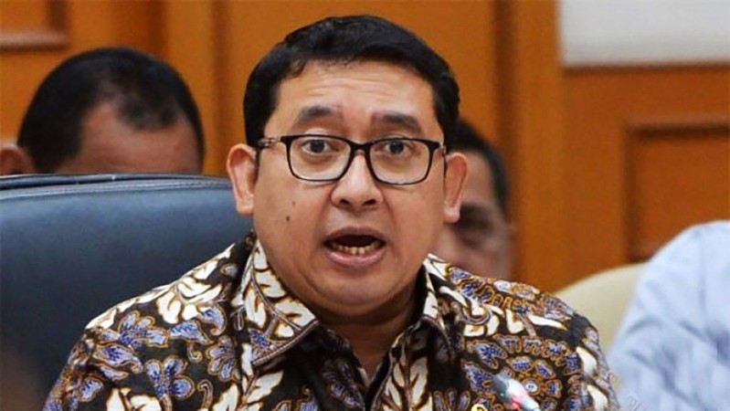 Dituding Terkait Terorisme, Fadli Zon Unggah Foto Jokowi Terima Tersangka Terorisme di Istana