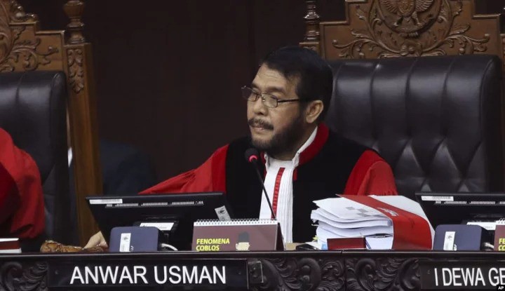 Anwar Usman Tak Mundur Usai Jadi Adik Ipar Jokowi, Chusnul Mariyah: Adagium Harta, Tahta, dan Wanita Berlaku