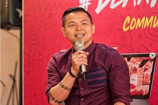 PSI Tolak Pemilu Ditunda Tapi Dukung Jokowi Tiga Periode, Ernest Prakasa: Jadi Penjilat yang Baik, Totalitas!