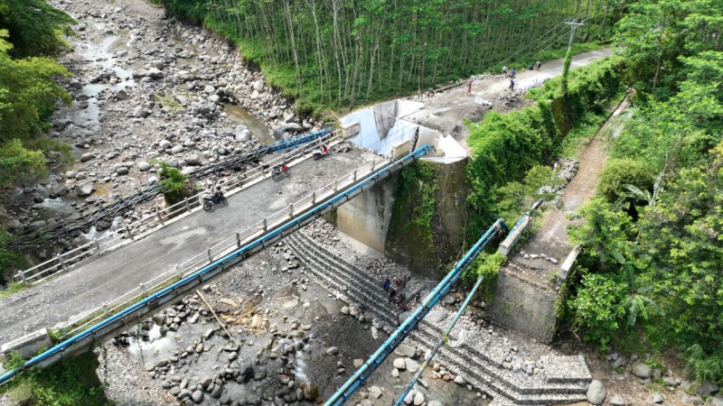 Perbaikan Jembatan Kali Gintung Ditarget Selesai Pertengahan Maret Nanti