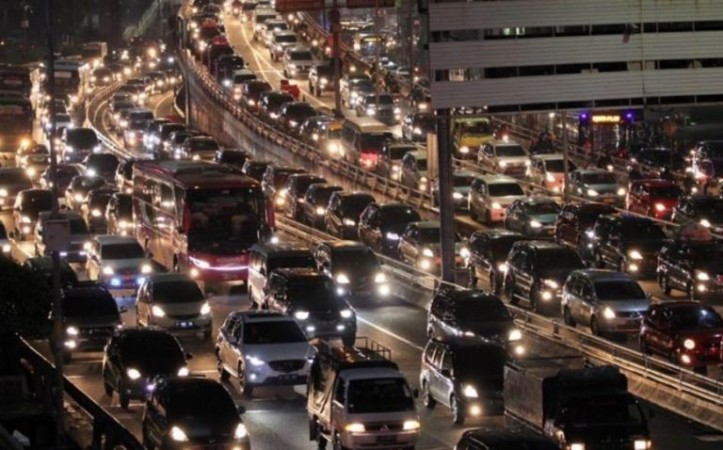 Siap-siap! Mengebut di Tol Bisa Dipenjara atau Kena Denda Rp500 Ribu