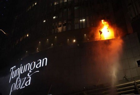 Tunjungan Plaza Surabaya Terbakar, Polisi Periksa 4 Saksi, Salah Satunya Teknisi