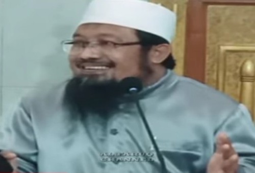 Ustaz Andri Sebut Para Buzzer Dibayar Negara Rp74 Miliar untuk Hancurkan Islam, Videonya Viral