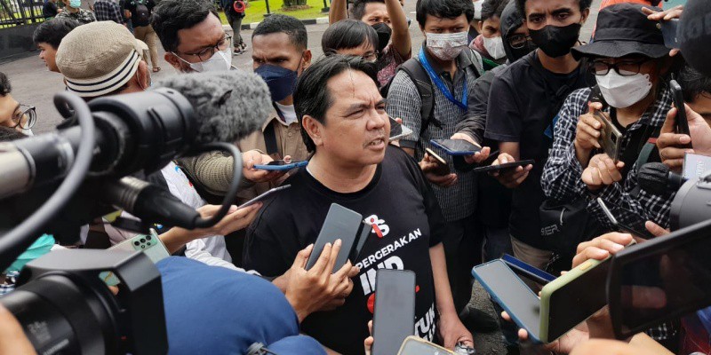 Rocky Gerung Sebut Ade Armando Arogan Datang ke Lokasi: Mengambil Posisi Pembela Jokowi