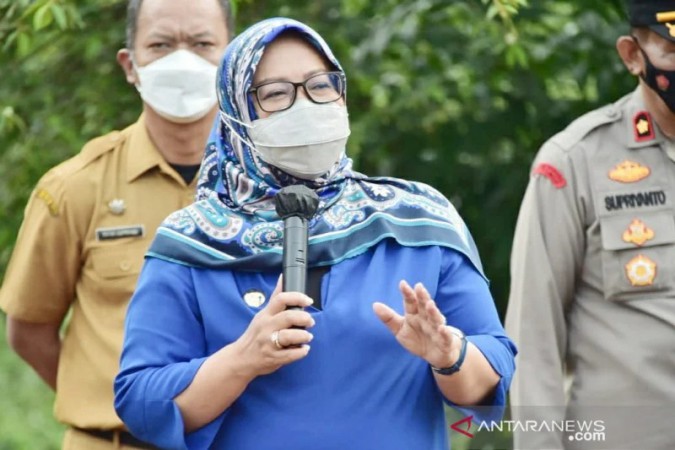Jelang Sahur, Bupati Bogor Ade Yasin Ditangkap Saat Terjaring OTT KPK