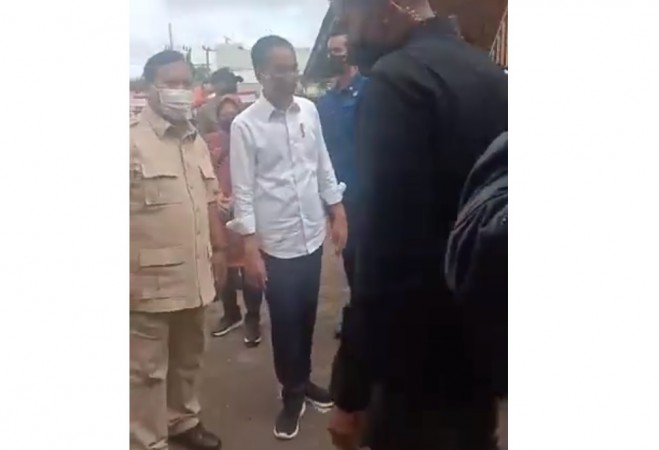 Viral Warga Pilih Teriaki Prabowo daripada Jokowi Saat Kunjungan Bersama, Netizen: Masa Sih...